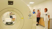 Špičkový PET CT přístroj pomáhá lékařům při diagnostice.