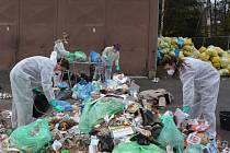 Vedení Bílovce se rozhodlo zjistit podrobnější informace o tom, do jaké míry bílovečtí občané třídí odpad a jaké druhy odpadů nejčastěji vyhazují do směsných popelnic.