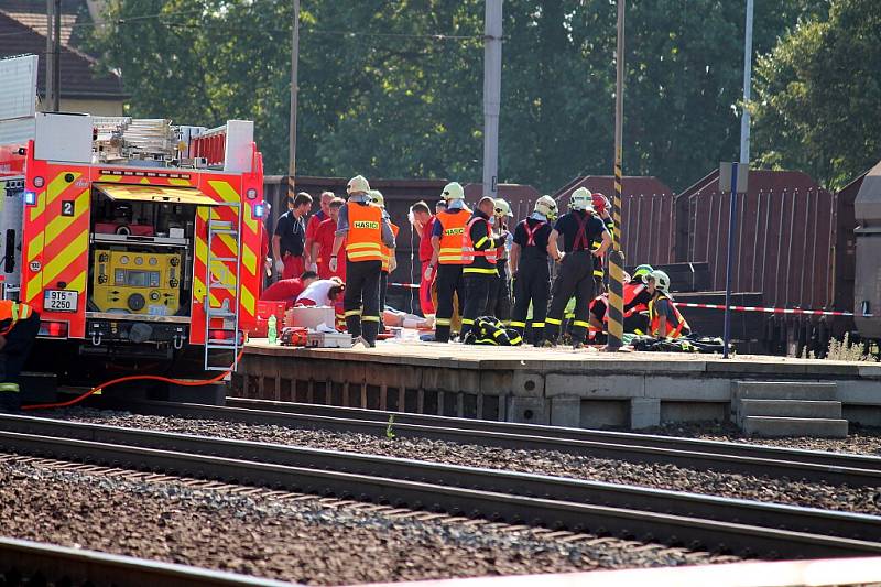 Tragická železniční nehoda pendolina ve Studénce 22. července 2015. 