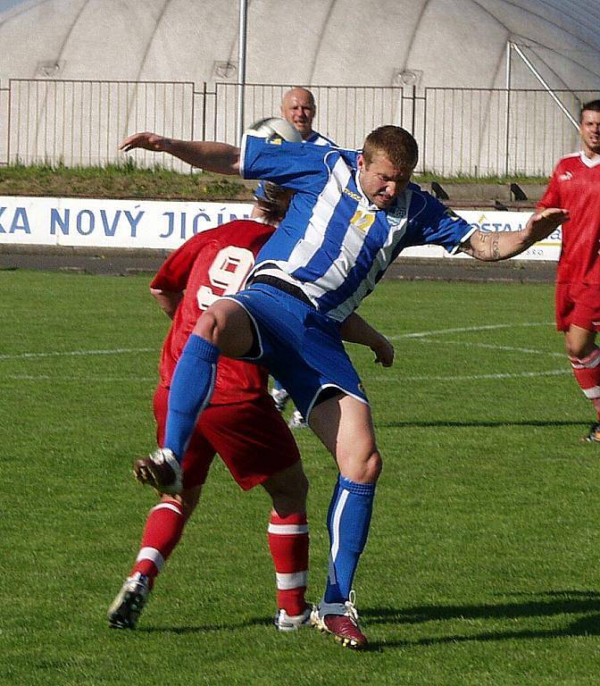 Fotbalisté Nového Jičína doma po taktické bitvě uhráli povinné vítězství nad posledním celkem divizní tabulky, Havířovem.