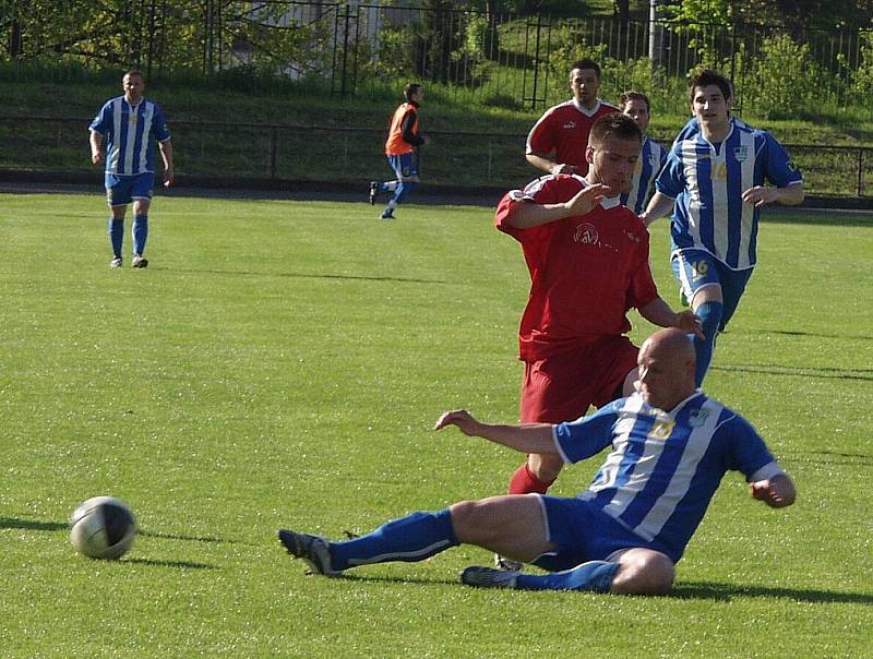 Fotbalisté Nového Jičína doma po taktické bitvě uhráli povinné vítězství nad posledním celkem divizní tabulky, Havířovem.