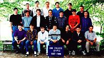 Kolektiv studentů SOU Fulnek ve školním roce 1997/1998.