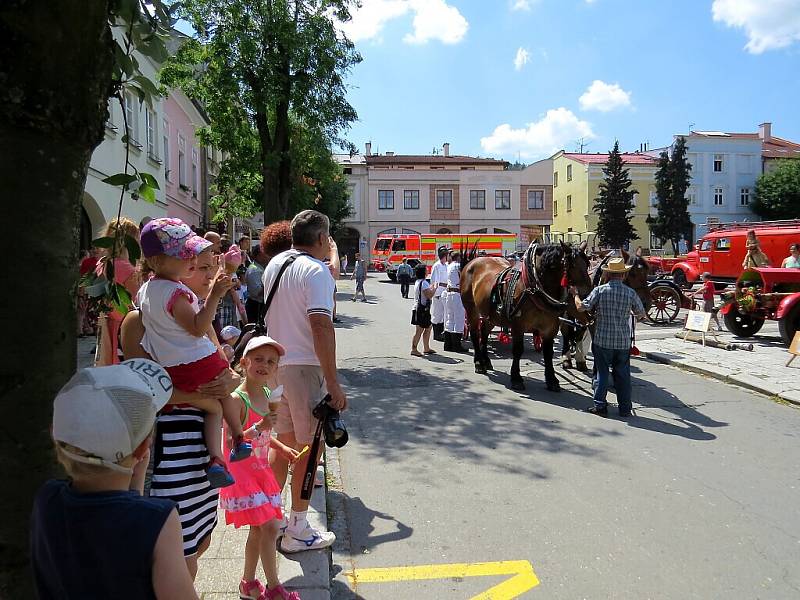 Oderští hasiči oslavili své 150. výročí ukázkou techniky. 