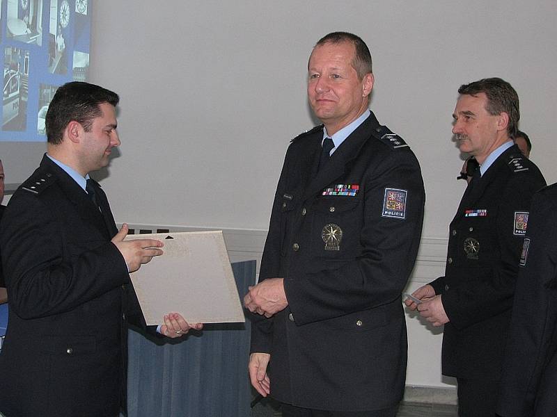 Ocenění policisté získali titul Nejlepší pracovník roku 2007.