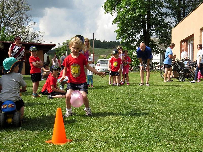 Oslavy 130. výročí vzniku sboru slavili v sobotu 28. května dobrovolní hasiči v Lukavci, místní části Fulneku. 