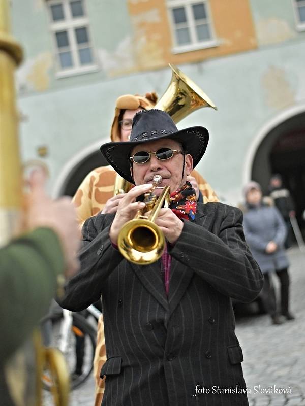 Příborský masopustní průvod prošel městem v úterý 25. února.