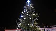 Rozsvícení vánočního stromu ve Fulneku, listopad 2022.