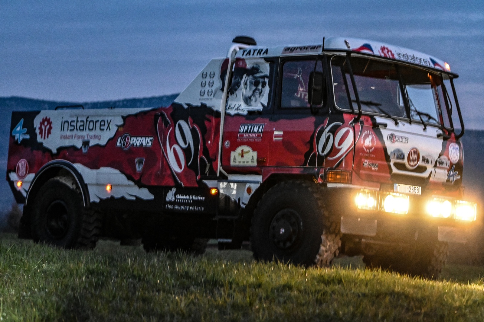 VIDEO: Legendární Puma Karla Lopraise z Rallye Dakar míří z "Frenu" do  Prahy - Moravskoslezský deník