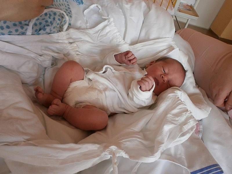 Daniel Takač, Nový Jičín, nar. 2. 1. 2012, 51 cm, 3,77 kg, nemocnice Nový Jičín.