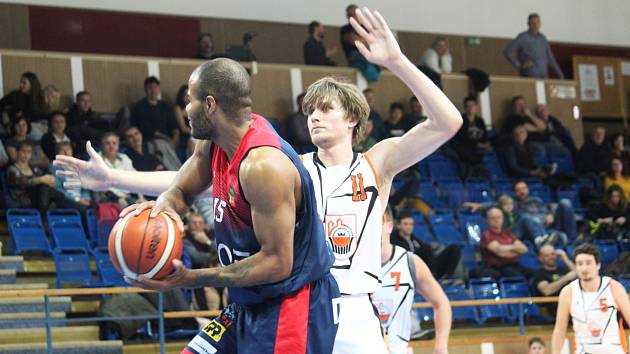 Vzdorovali, ale prohráli. Novojičínští basketbalisté nestačili na Brno a v poháru končí.