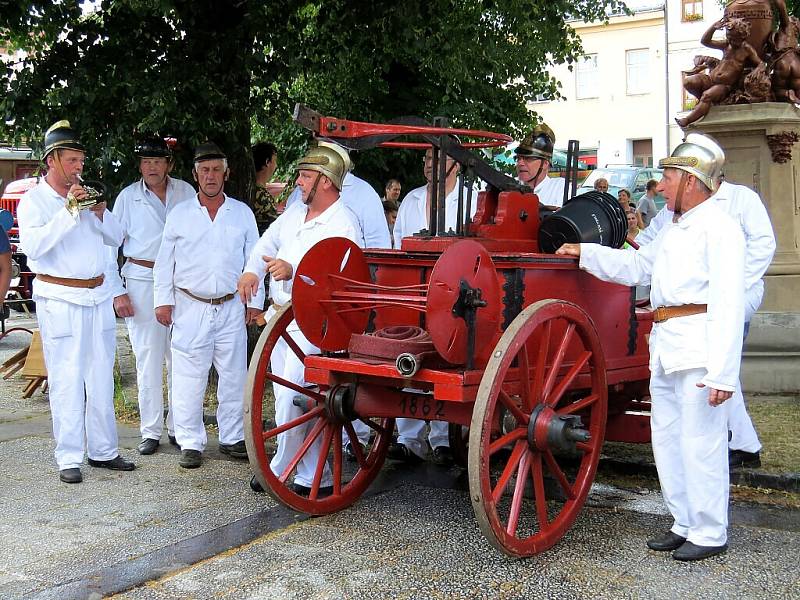 Oderští hasiči oslavili své 150. výročí ukázkou techniky. 