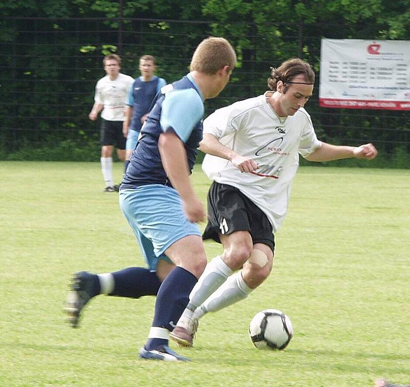 Vítězný duel čtenářské ankety Vyberte si svůj zápas, mezi TJ Sokol Trojanovice I. a Sokolem Skotnice, rozhodla jediná branka již ze 3. minuty utkání. 