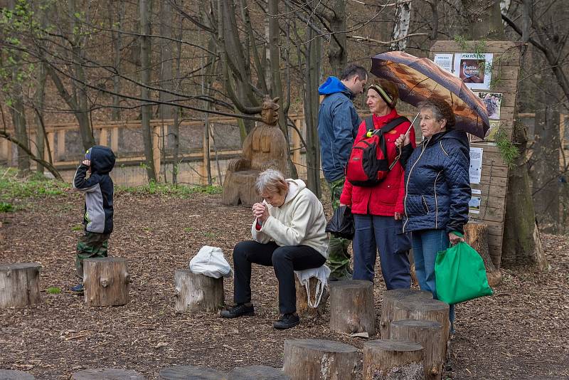 Již počtvrté se konalo v sobotu 6. dubna na Horečkách na pomezí Trojanovic a Frenštátu pod Radhoštěm Vítání ptačího zpěvu.