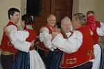 Tradiční zvyk kácení Májky proběhl také v pátek 29. května ve Frenštátě pod Radhoštěm.