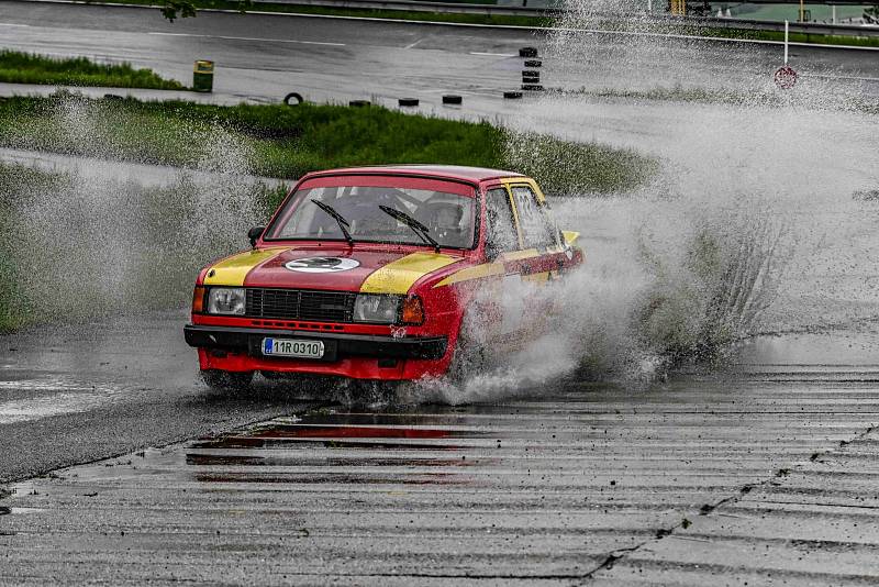 Rally KoprCup se jel v sobotu 22. května na kopřivnickém Tatra polygonu