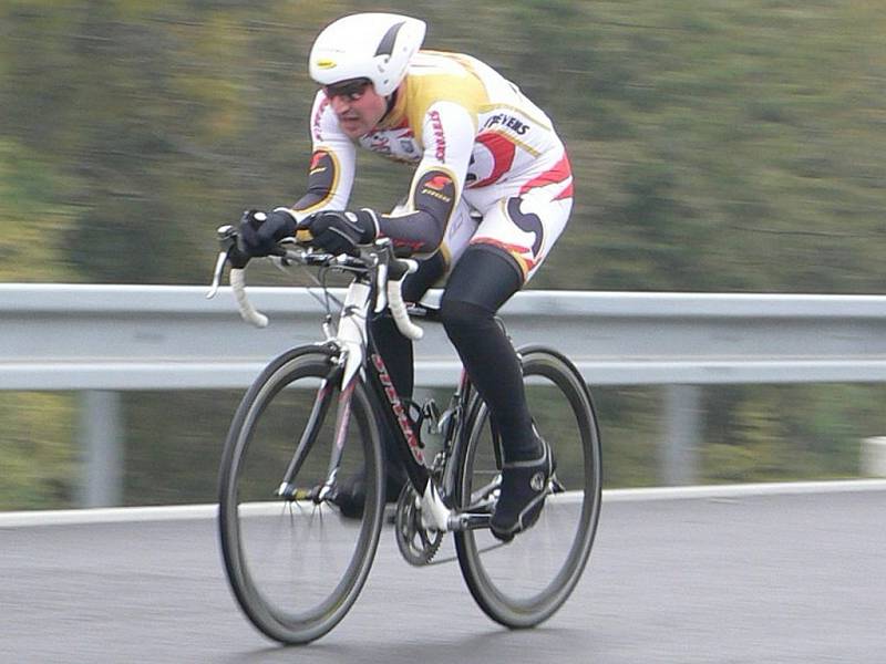 Cyklistický závod O pohár ředitele Hasičského záchranného sboru Moravskoslezského kraje udělal pomyslnou tečku za letošní ročníkem Slezského poháru amatérských cyklistů.