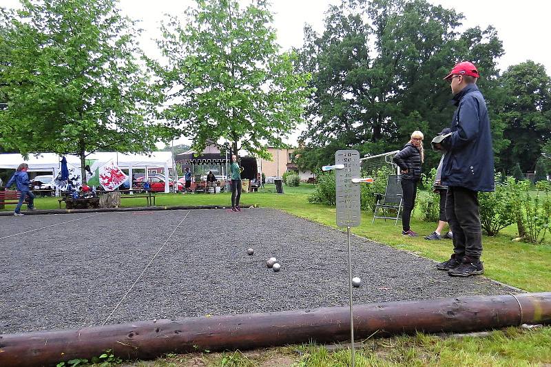 V Polouvsí uspořádal místní PK Polouvsí první turnaj v pétanque o body do celorepublikového žebříčku.