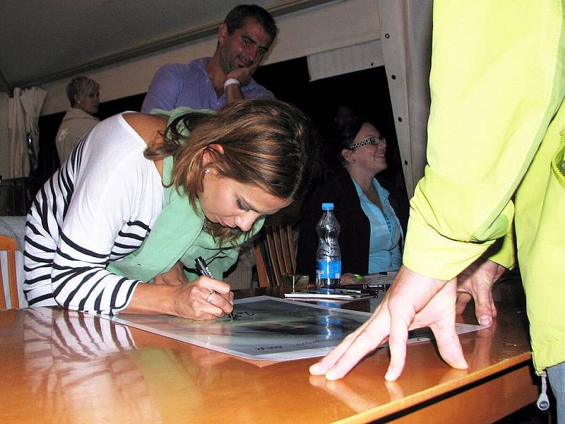 Aneta Langerová byla hlavním tahákem HEIpark cup(u) 2011, který se uskutečnil v sobotu 3. září v Tošovicích u Oder.