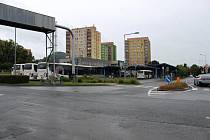 Komunikace v blízkosti autobusového nádraží v Kopřivnici před opravami - 19. září 2023.