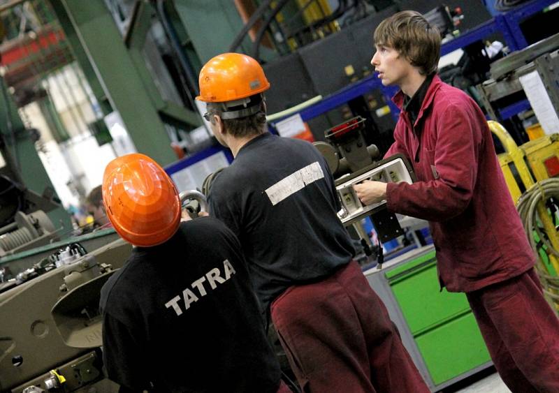 Výrobní hala kopřivnické automobilky Tatra Trucks. 