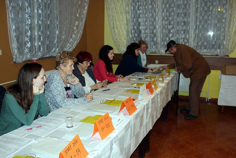 Ve Starém Jičíně byl o volbu prezidenta mnimálně stejný zájem jako při posledních volbách do poslanecké sněmovny.