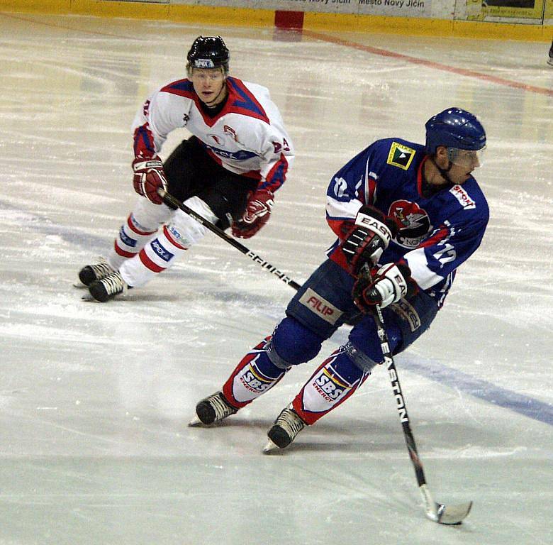 Hokejisté Nového Jičína doma podlehli Uherskému Hradišti 3:7.