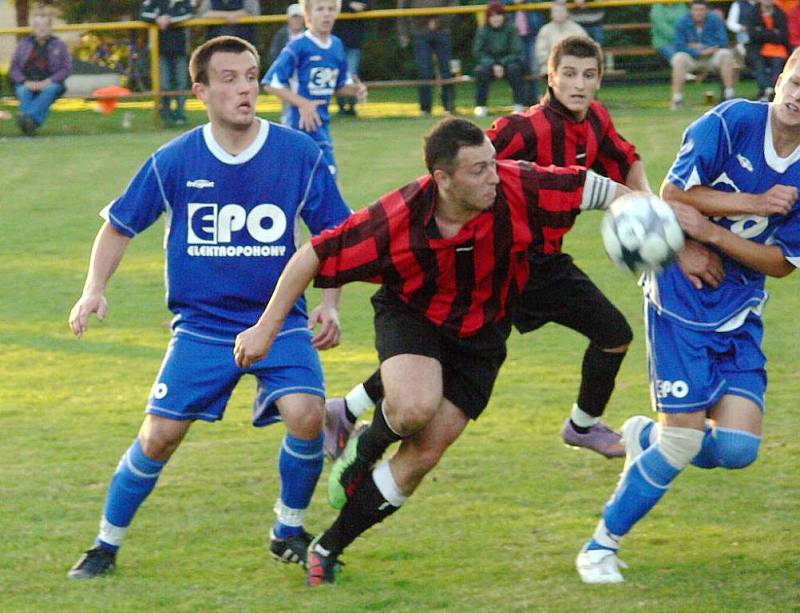 Vítězem finále okresního poháru se stali fotbalisté TJ Slavoj Jeseník nad Odrou, kteří nejprve prohráli na hřišti Frenštátu pod Radhoštěm 2:3 a poté vyhráli v Mankovicích 2:1. Na penalty pak vyhráli 5:4.