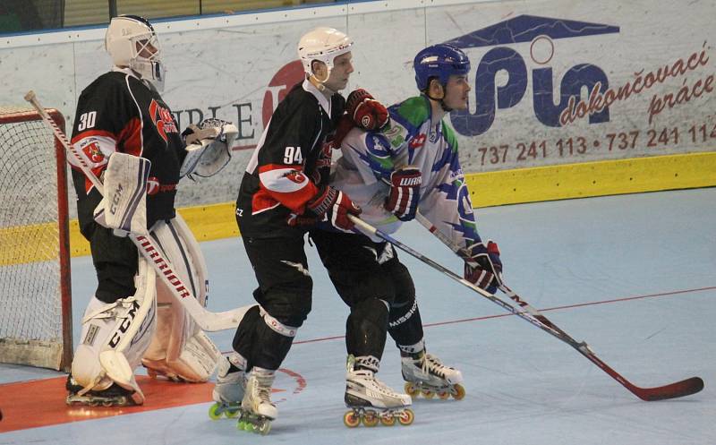 Stilmat extraliga, 4. kolo: IHC NOVÝ JIČÍN – IHC ROLLER STORM PRAHA 9:6 (2:1, 4:0, 1:3, 2:2).