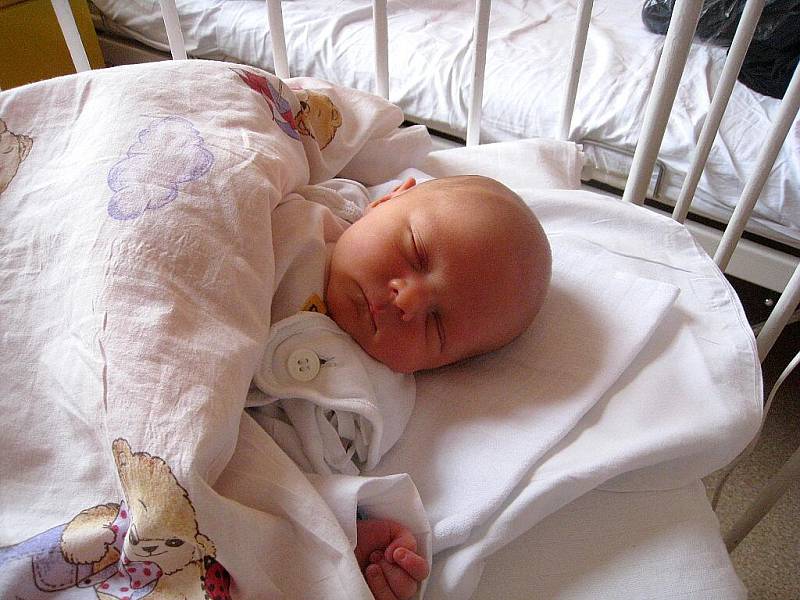 Jan Dorian Stolář, Val. Meziříčí, nar.  22. 7. 2011, 46 cm, 3,08 kg, nemocnice Nový Jičín.