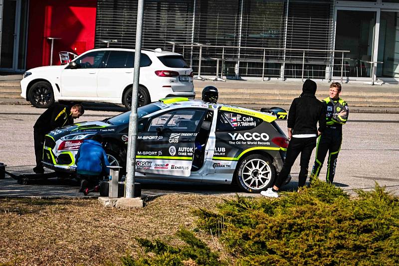 Erik Cais ze stáje Orsák Rally Sport testoval v Kopřivnici na polygonu před bližicím se mistrovství světa WRC v Chorvatsku.