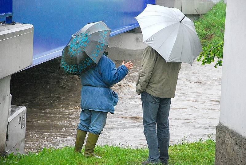 Vlčovice - pondělí 17. května dopoledne.