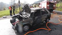 Na silnici z Frenštátu do Rožnova se stala v pondělí dopoledne vážná dopravní nehoda, při níž došlo ke zranění tří osob a požáru vozidla.