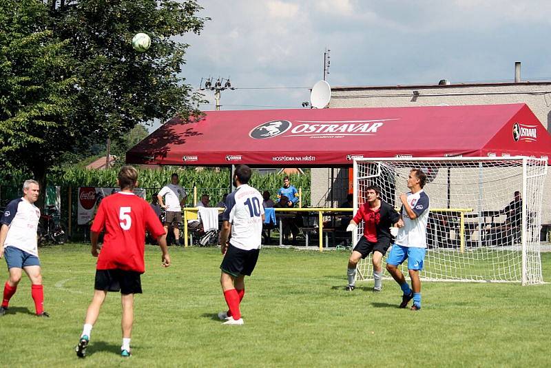 Další ročník turnaje v malé kopané mají za sebou v Jistebníku. V areálu hřiště TJ Sokol Jistebník v sobotu 9. července zápolilo čtyřiadvacet družstev O pohár starosty obce.