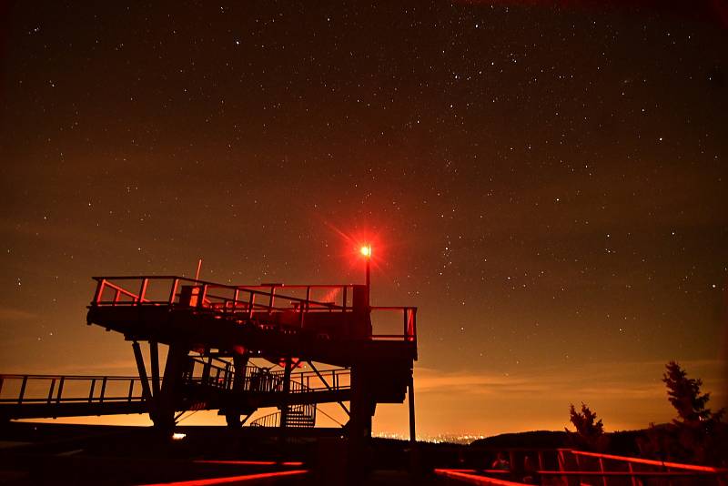 Pozorování noční oblohy a perseid z 12. na 13. srpna 2021 na Pustevnách.