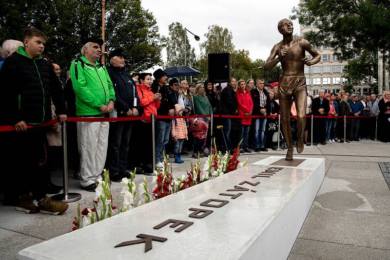 Slavnostní odhalení sochy Emila Zátopka v Kopřivnici, 16. září 2022
