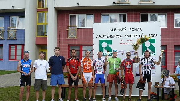 Slezský pohár amatérských cyklistů pokračoval osmým závodem v Klimkovicích, kde se bojovalo O Pohár ředitele Hasičského záchranného sboru Moravskoslezského kraje.