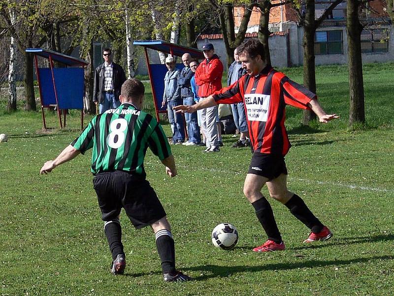 Šlágr kola IV. třídy, skupiny A, obstaralo utkání předních celků tabulky. Třetí Nová Horka porazila doma o branku lídra tabulky, Sokol Žilinu.