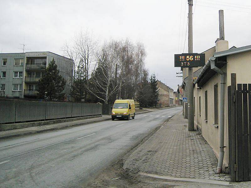 Měřící systém ze směru Hranice plní svou funkci již druhým rokem. Na druhém konci města, ze směru Ostrava, přibude letos další, tentokrát světelný.