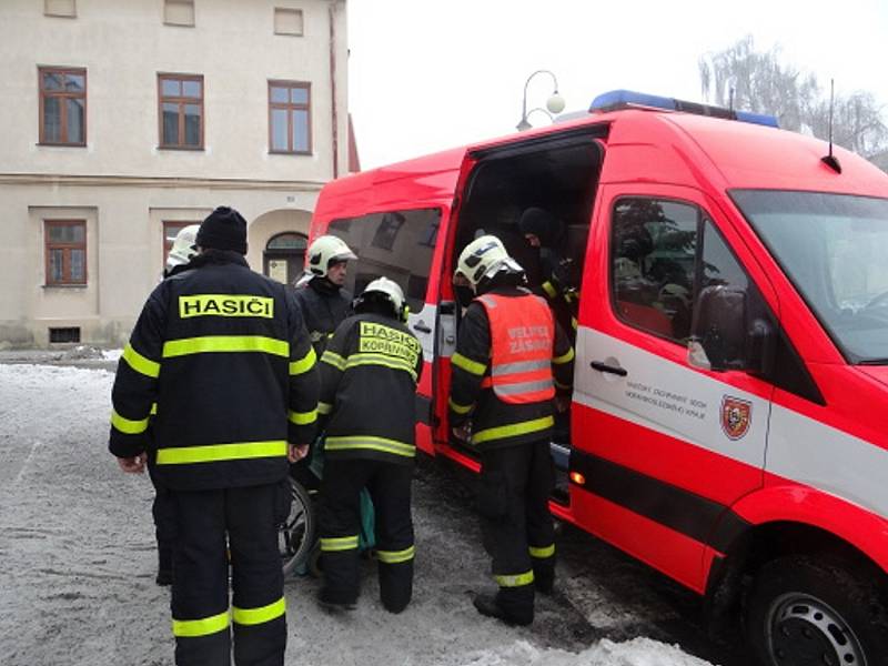 Při pondělním požáru domova s pečovatelskou službou v Příboru na Novojičínsku zemřeli dva důchodci.