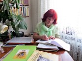 Irenu Kopeckou z Příbora znají čtenáři spíše jako básnířku. V poslední době ale věnuje své knihy i faktům z historie. 