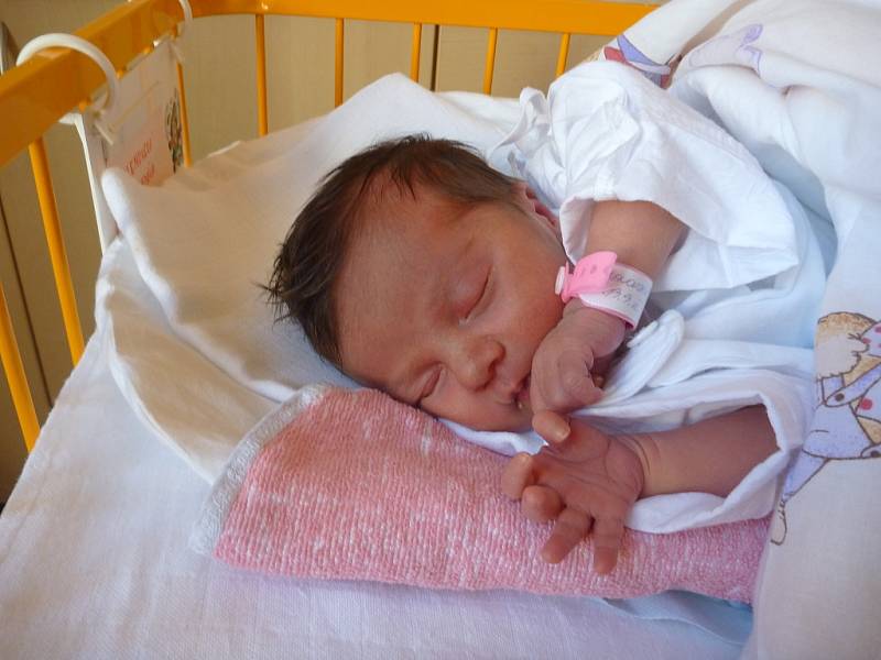 ADÉLA SKLENOVSKÁ, Příbor, nar. 19. 9. 2012, 47 cm, 2,80 kg. Nemocnice Nový Jičín.