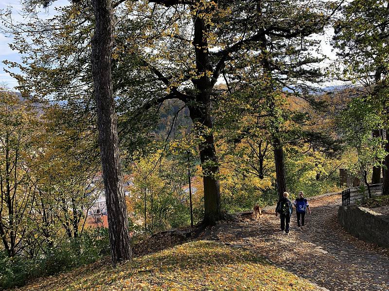 Třetí říjnová sobota byla pod Trúbou ve znamení ukončení hradní sezony.