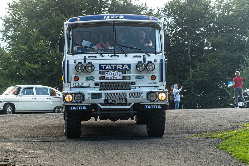 V sobotu 3. září se uskutečnilo v Kopřivnici mezinárodní Tatra Veterán Rallye Beskydy na počest Monsieur Dakar Karla Lopraise.