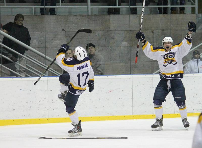 2. liga, sk. Východ, 30. kolo: HC Kopřivnice – HK Nový Jičín 9:2 (4:0, 2:2, 3:0)