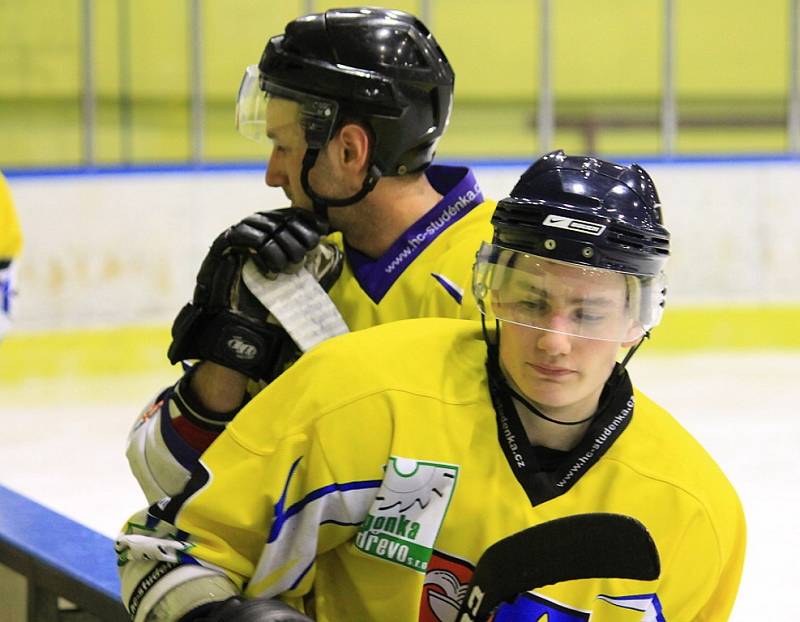 Snímky z utkání HC Studénka - HK Krnov 1:3 (0:1, 1:1, 0:1).