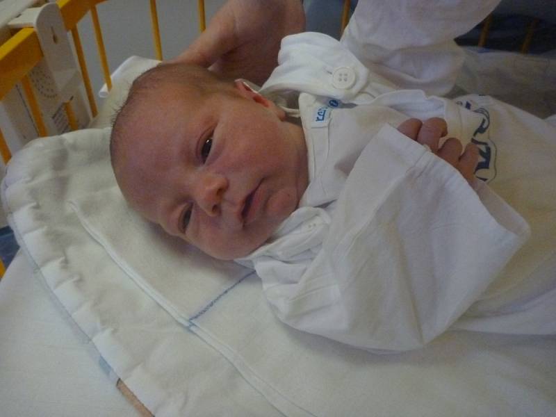 ADAM MAŠEK, Kopřivnice, nar. 1. 5. 2016, 51 cm, 3,53 kg. Nemocnice Nový Jičín.