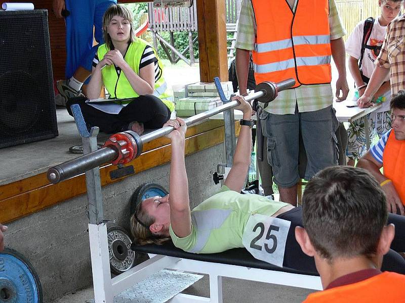 V Bartošovicích se v sobotu 24. července měřily síly, kondice a vytrvalost.. Již po sedmé se zde totiž konal test kondice, nazvaný Ocelový muž, Ocelová žena.