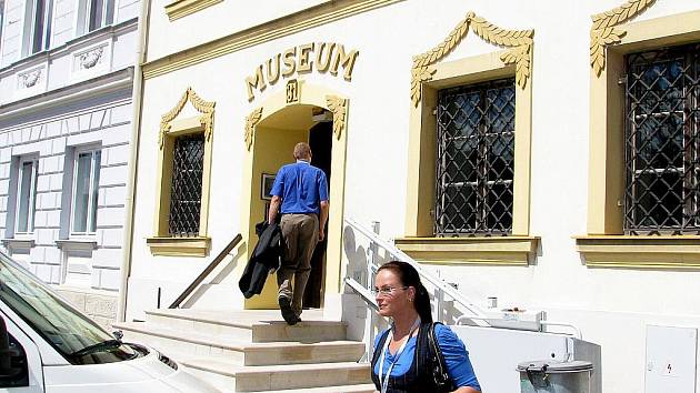 Po dvou letech rekonstrukce v úterý 17. května ve Štramberku opět otevřeli městské muzeum.