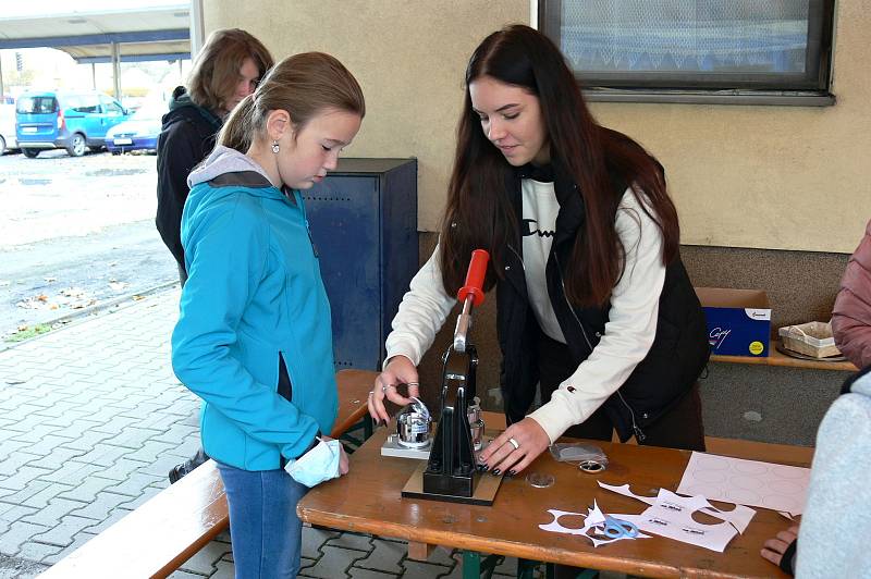 Ve Štramberku a Studénce si v sobotu 16. října 2021 lidé připomněli 140. výročí tratě Štramberk - Studénka.