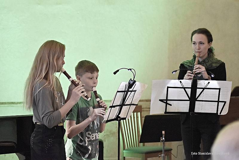 Koncert irských melodií v podání svých žáků upořádala v úterý 19. března ZUŠ Příbor. Foto: Stanislava Slováková